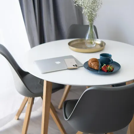 아파트 Tower 1106