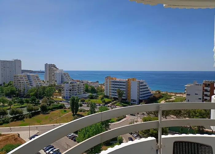 Tower 1106 Apartment *