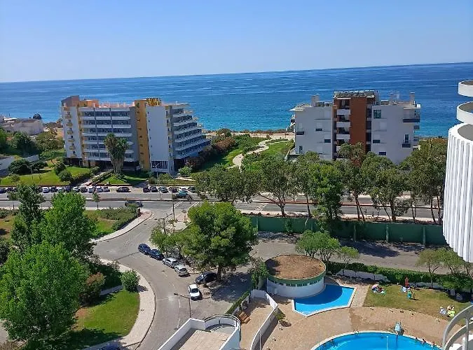 Apartament Tower 1106 *